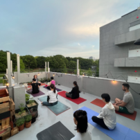 【Event】ROOF TOP YOGA ヨガ by Alex Lynn Yoga ＊ 2025年 10月　
